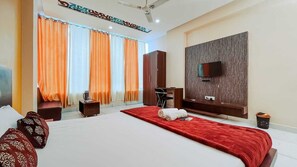 Deluxe Room, City View - Hotel Nakshtra inn (Ujjain)