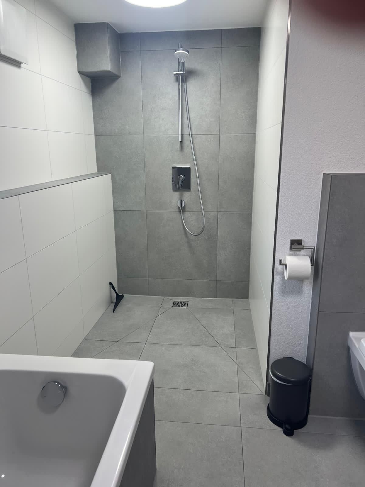 Handtücher, Seife, Toilettenpapier