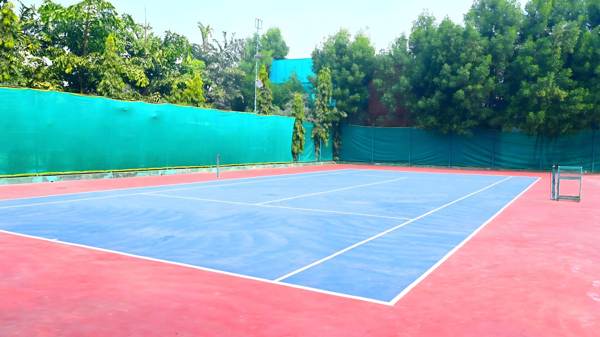 Sport court
