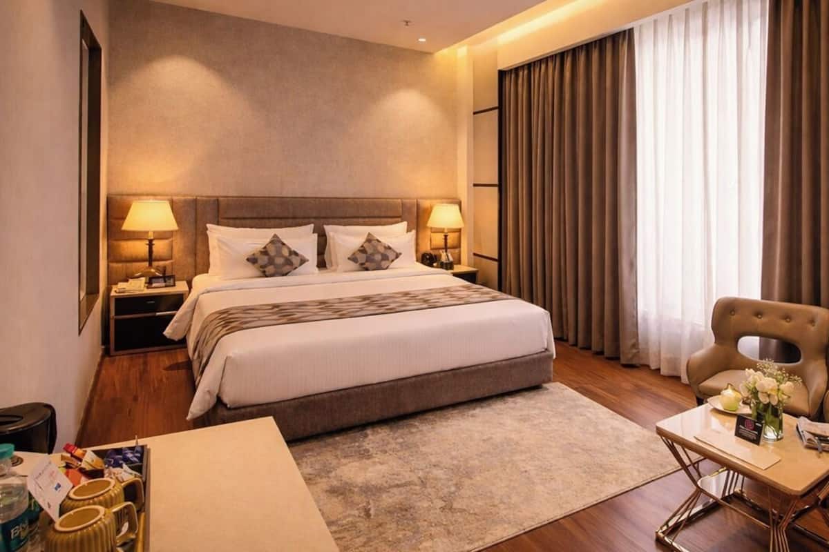 Deluxe Double Room | Iron/ironing board, free WiFi