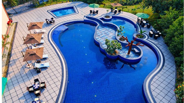 Pool - The Aviyaan (Lucknow)