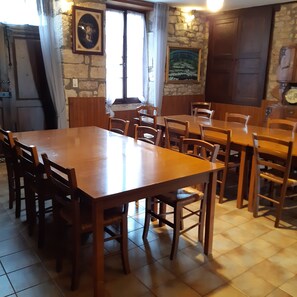 تناول الطعام