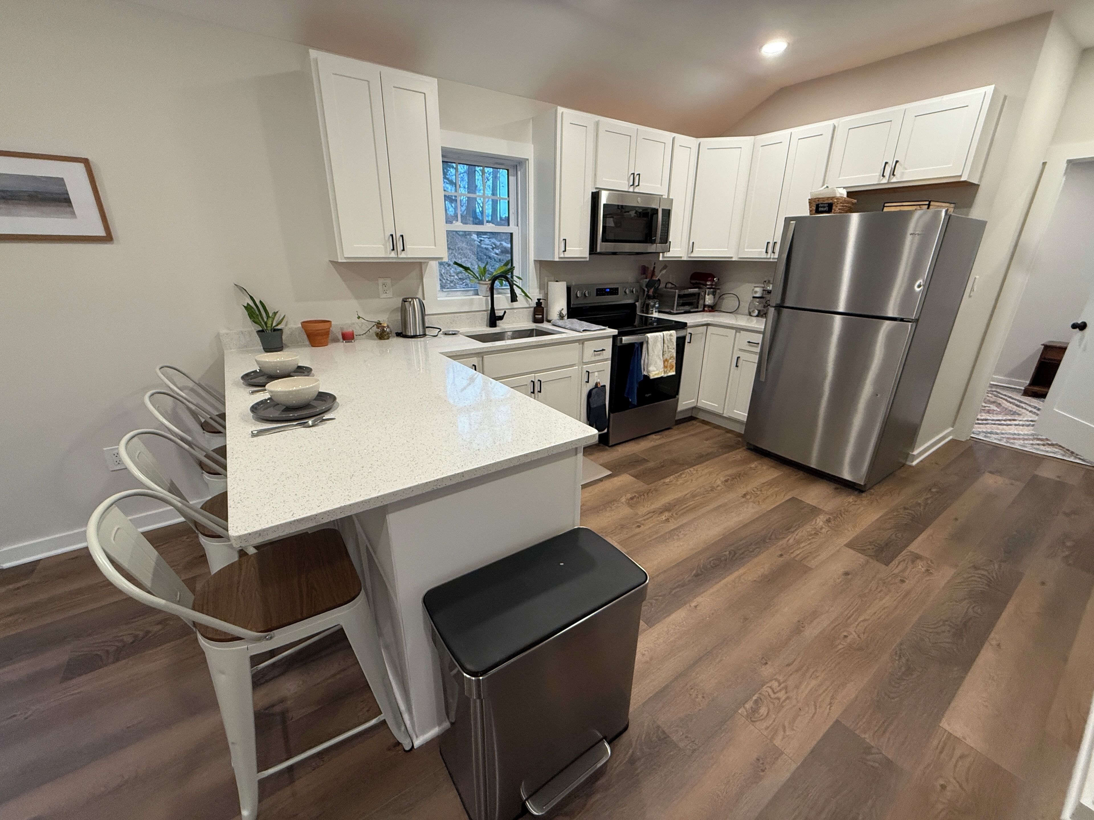 電子レンジ、オーブン、コンロ、食器洗い機