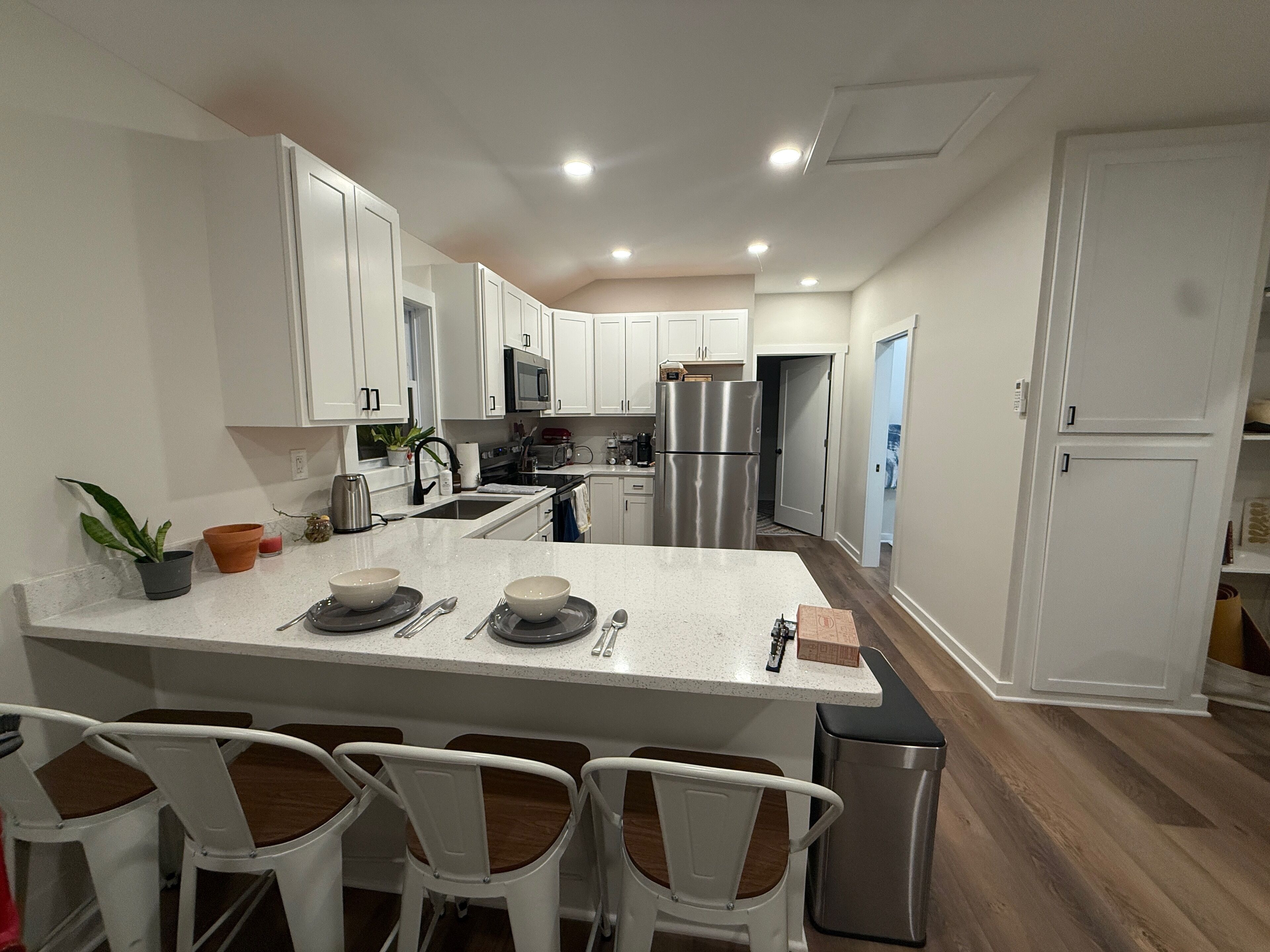 電子レンジ、オーブン、コンロ、食器洗い機