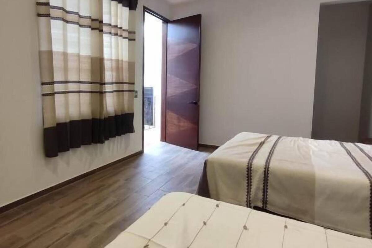 Double Room | Desk, free WiFi