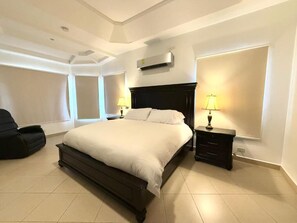 Standard Double Room, 1 King Bed, Non Smoking - Casa Magna Panama (Las Tablas)