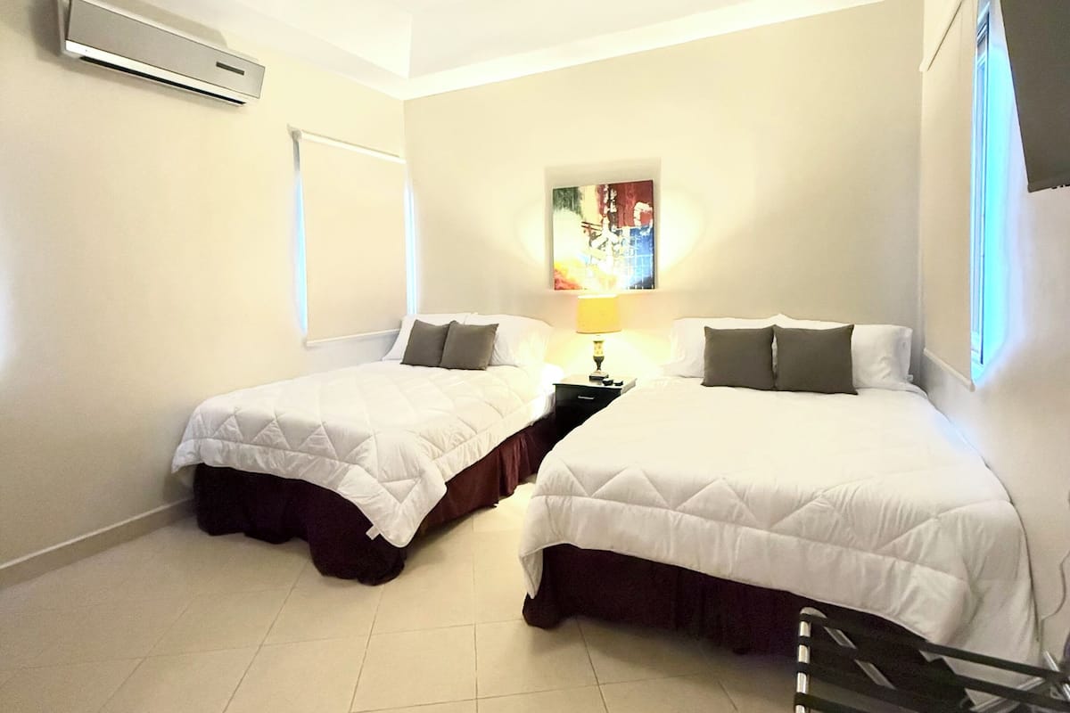 Standard Double Room, 2 Queen Beds, Non Smoking