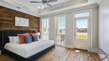 Iron/ironing board, travel crib, WiFi, bed sheets