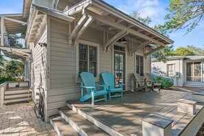 Terrace/patio - 6 Bikes! Ride Golf Cart to Beach & Pool! ~ The Star of the Sea in Magnolia Cottages on 30A (Seacrest)