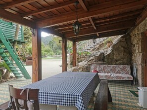 House | 2 bedrooms - Private Pool With Huge Terrace Garden (Celorico de Basto)