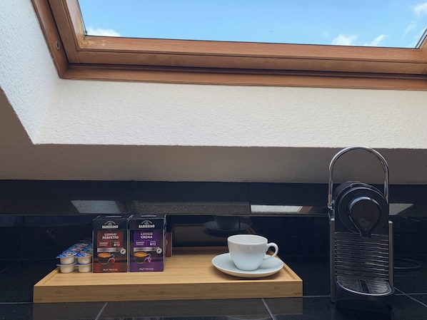 Fridge, microwave, oven, stovetop - Oasis of peace with a view of nature - 10 min to the old town (Hattingen)