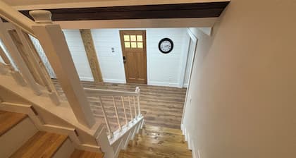 Lake View Shores home, with boat garage, inground pool, game room/w pool table