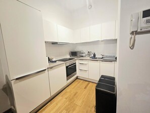 Fridge, stovetop, electric kettle, toaster - Appartement Cozy Pauli 2
Grand appartement 4 pers Hyper-centre Bruxelles (BRUXELLES)