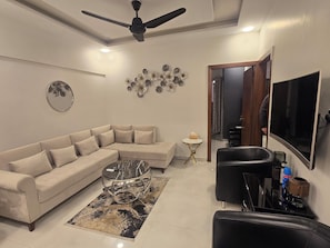 Living area - Karachi Beach Residency (Karachi)