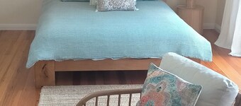 Serene Studio in the South of Canberra