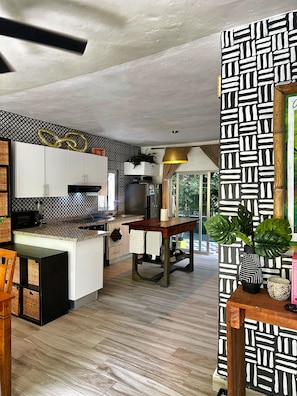 Microwave, oven - Paradise away from home, (Punta Cana)