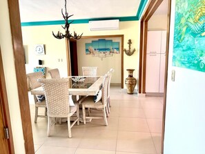 Dining - Gorgeous 3-bedroom apartment with AC in sunny Juan Dolio (Juan Dolio)