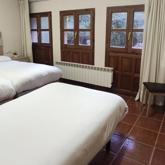 Hostal Rural Bar La Villa - La Rioja, España