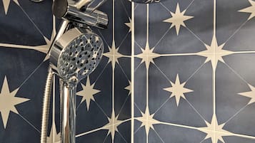 Hand-held showerhead