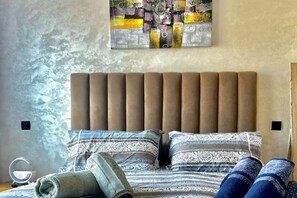 1 bedroom, iron/ironing board, WiFi, bed sheets - Chic Cocoon & Impeccable Sea View in Zenata (Âïn-Harrouda)