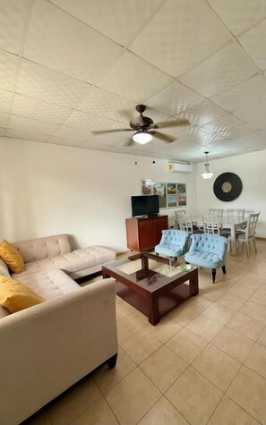 Familie appartement, 2 slaapkamers, niet-roken, balkon | Woonruimte