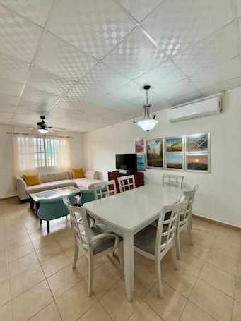 Family Apartment, 2 Bedrooms, Non Smoking, Balcony | Interior. La Placita - Apartamentos