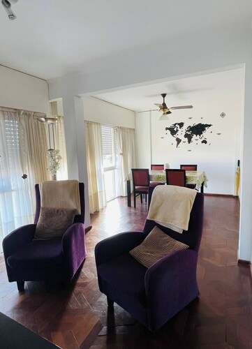 LINDO DEPARTAMENTO EN EL CENTRO DE SAN NICOLAS CON COCHERA