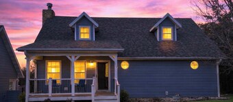 859 Private Pool & Hot Tub close to SDC