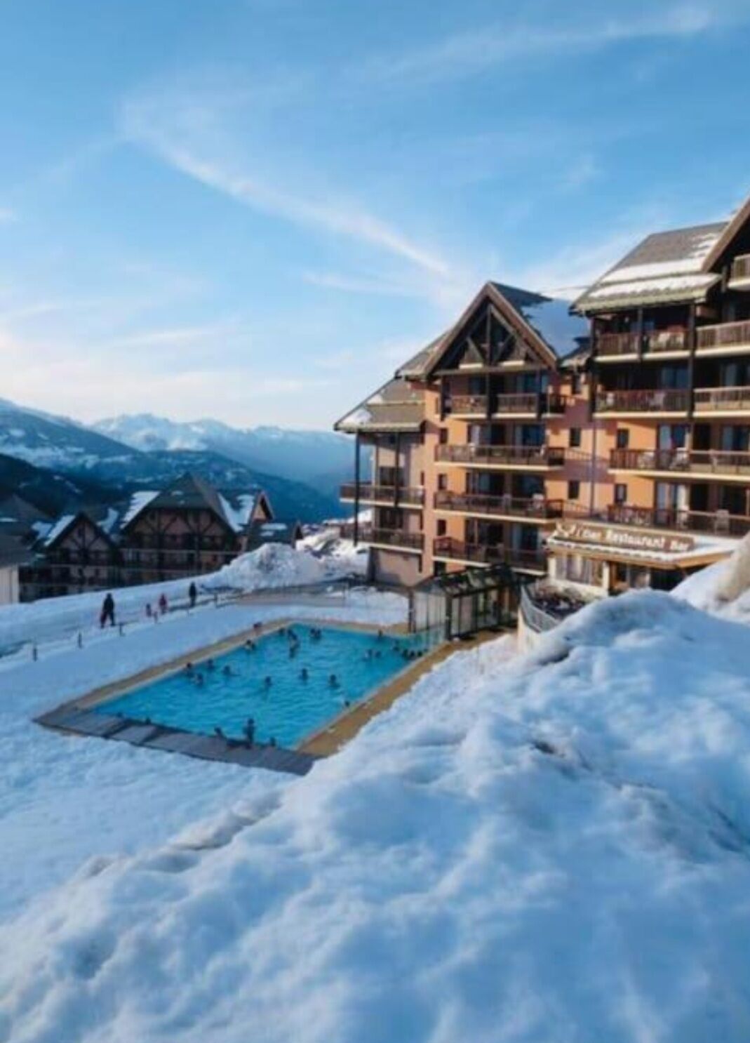 Piscine extérieure, piscine chauffée