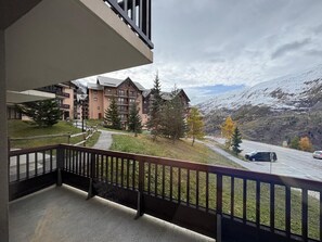 Property grounds - Apartment with kitchenette in the mountains of Valmeinier  (Valmeinier)