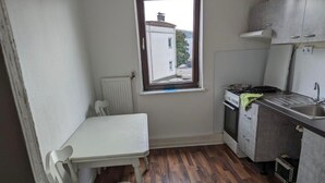 Unclassified image, 5 of 8, button - 2 room apartment (Bremen)