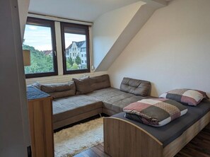 Living area - 2 room apartment (Bremen)