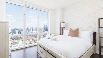 2 多间卧室、熨斗/熨衣板、WiFi、床单