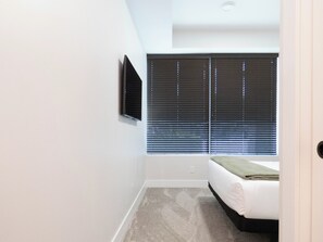 Free WiFi - Beach Suites Parksville (Parksville)