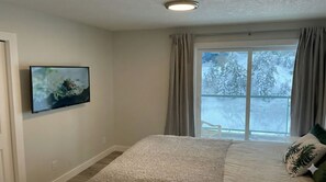 Suite | Free WiFi - Beach Suites Parksville (Parksville)