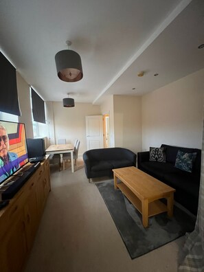 Double Room | Ruang tamu