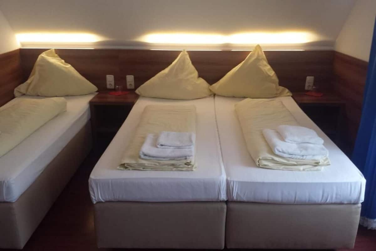 Triple Room | WiFi (free)