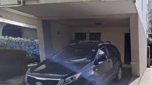 Property grounds - EY1l Rooms (Panama City)