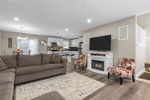 Télévision, cheminée