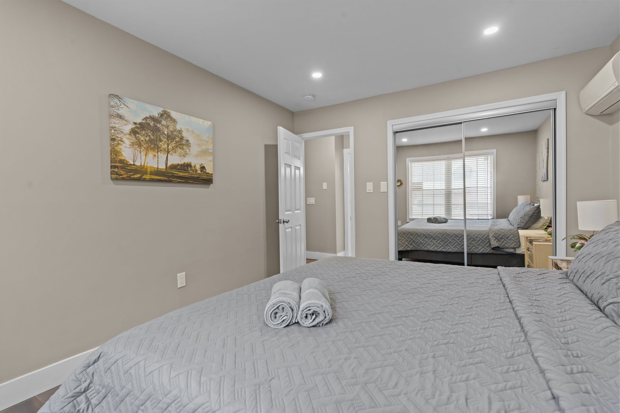 Bügeleisen/Bügelbrett, WLAN, Bettwäsche