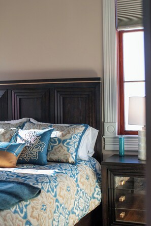 Iron/ironing board, WiFi, bed sheets