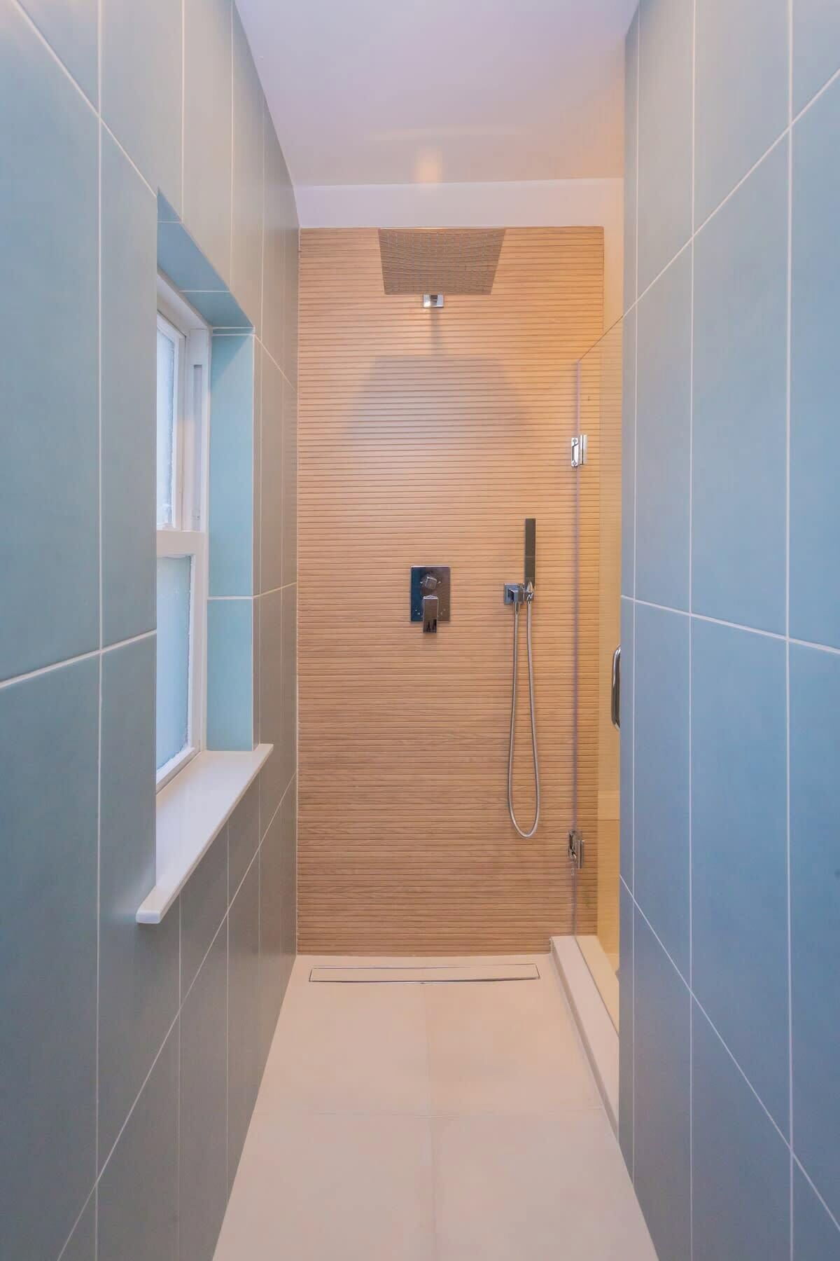 Shower, hair dryer, shampoo