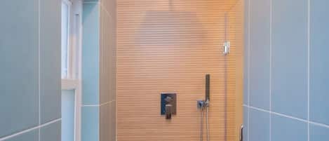 Shower, hair dryer, shampoo