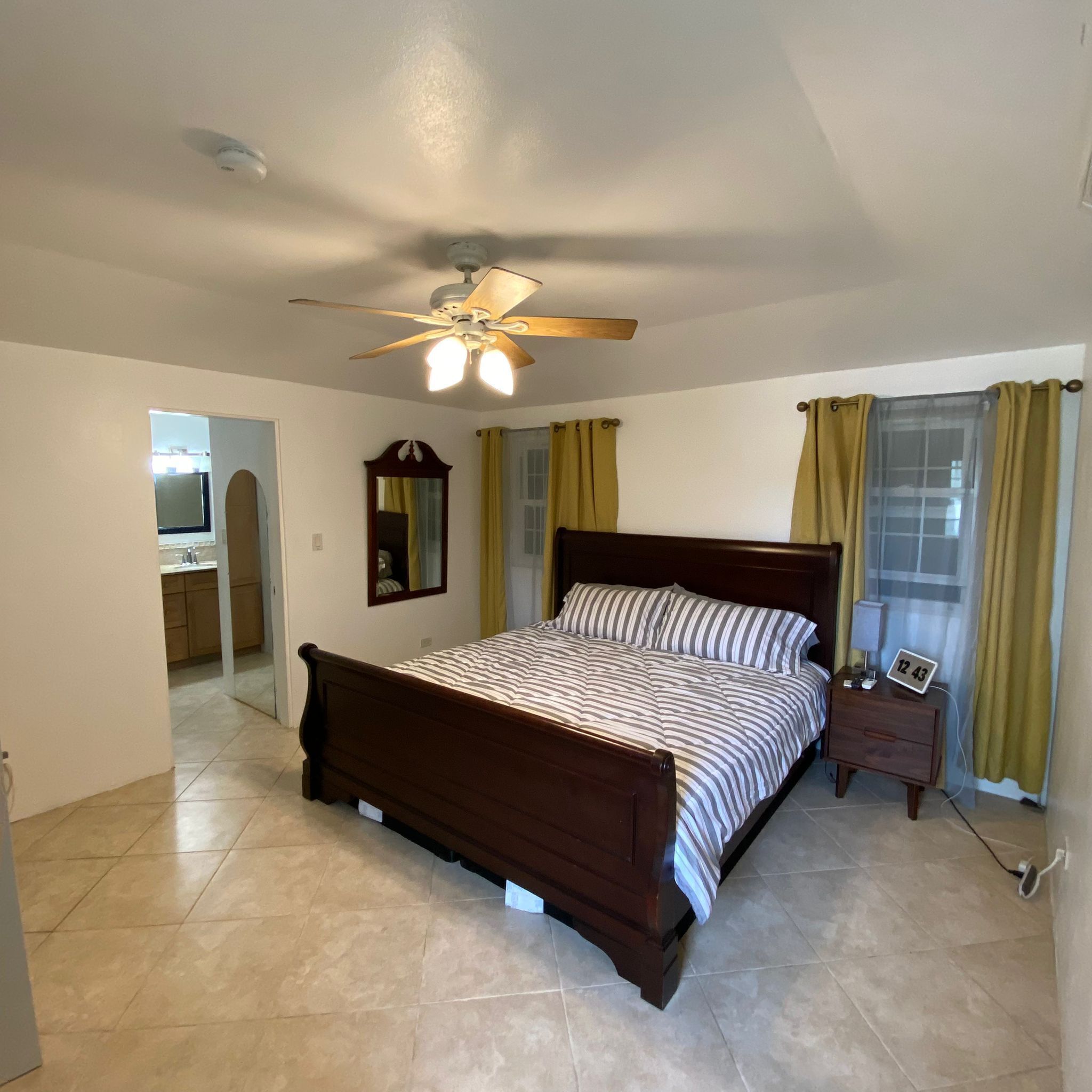 2 Schlafzimmer, Bügeleisen/Bügelbrett, kostenloses WLAN, Bettwäsche