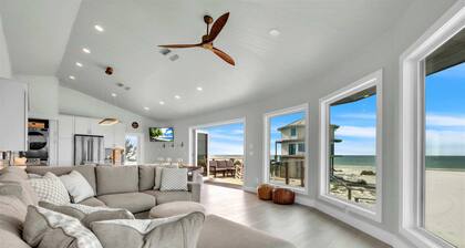 NEW! Beachfront! 3BR Suites Sustainable Home + Private Dock