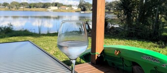 Renovated Lakefront Luxury Retreat by Legoland