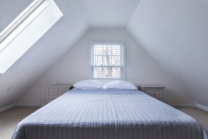 Schreibtisch, kostenloses WLAN, Bettwäsche