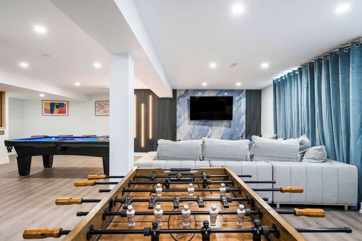 Game room
