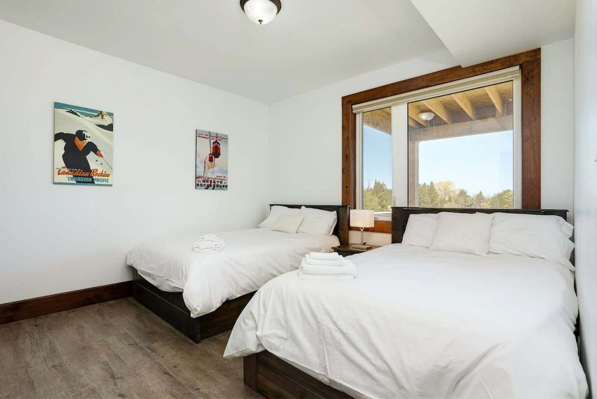 8 Schlafzimmer, Bügeleisen/Bügelbrett, Reisekinderbett, kostenloses WLAN