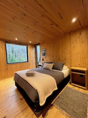 3 habitaciones, wifi gratis y ropa de cama